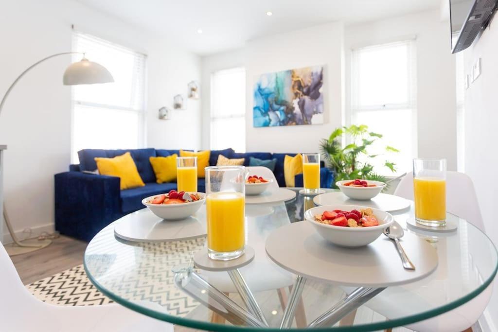 2 Bed Apartment Near The Beach เซาเทนด์ ออน ซี ภายนอก รูปภาพ